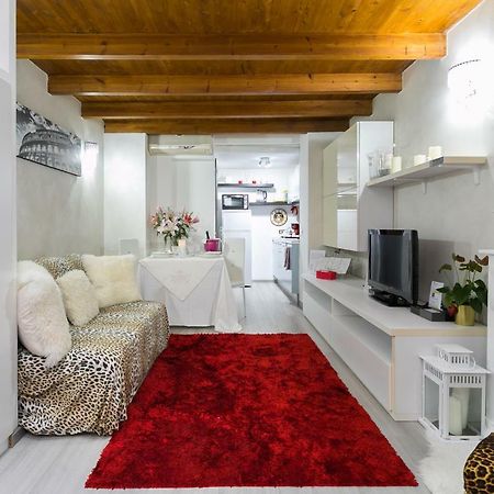 Diana Romantic Loft المظهر الخارجي الصورة